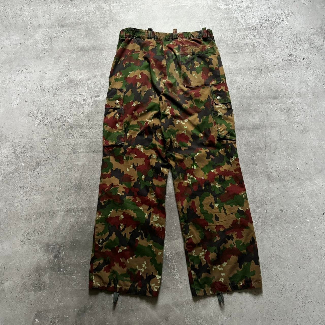 パンツ 80s Swiss army M-83 wide cargo pants Original Swiss Army Pants M83 Combat Alpenflage Camo Field