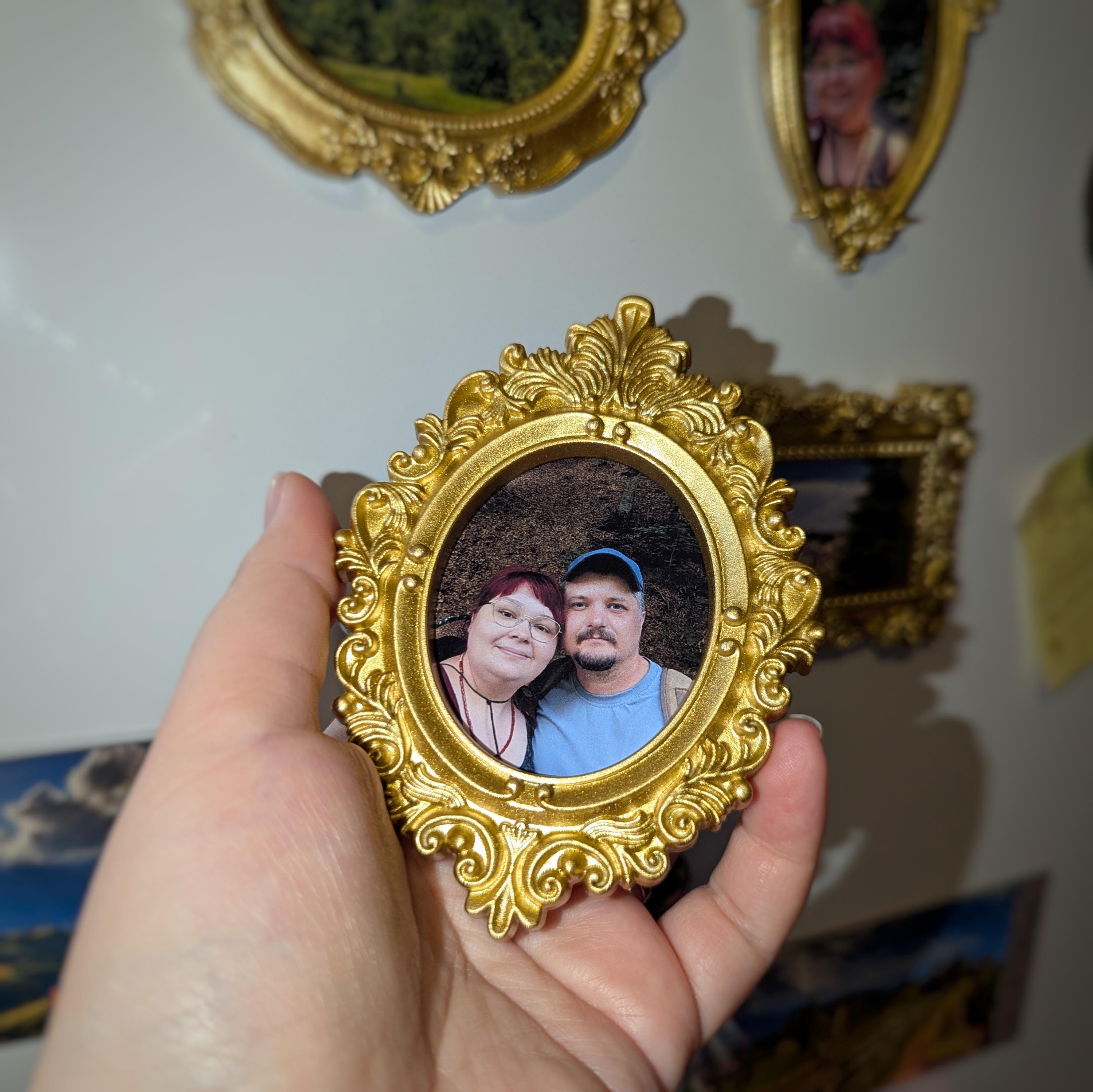 Gold Photo Magnet Frames: Custom Fridge Magnet Set for Gallery - Etsy