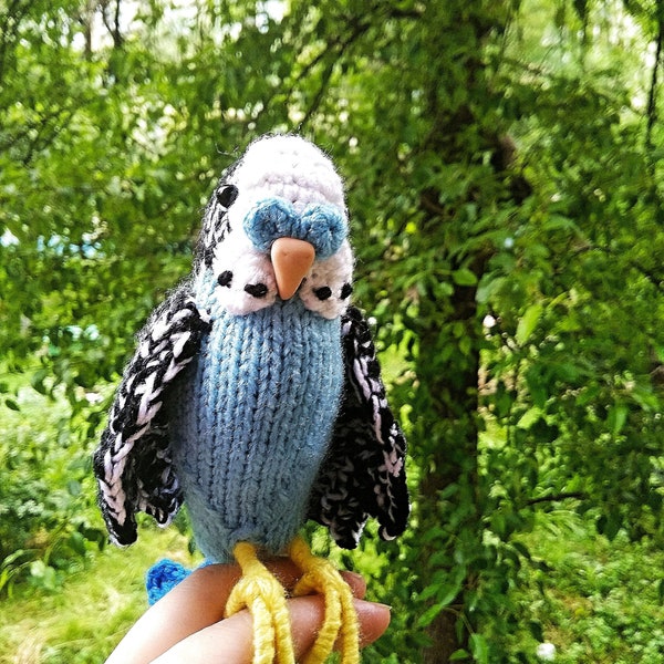 Realistisches Sittich-Spielzeug Plüsch, blau weißer Wellensittich Stofftier, handgefertigtes Spielzeug weicher Wellensittich, häkeln Papagei Spielzeug Plushies Vogel, Plüsch häkeln Spielzeug