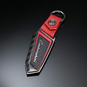 Luxury keychain for Lamborghini, carbon fiber, Titanium lettering, Leather, Urus, Aventador, Huracan, murcielago, Temerario, Revuelto