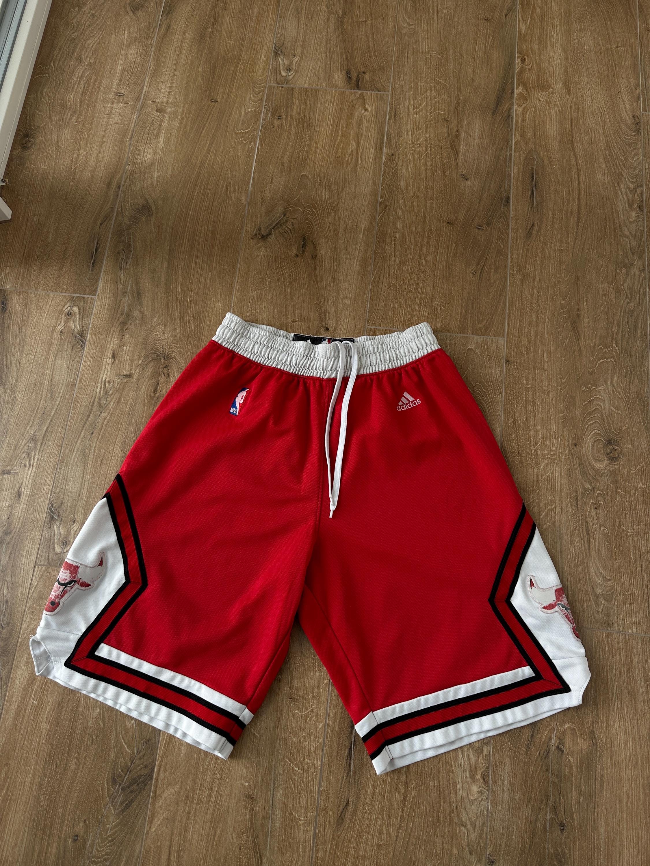 Chicago bulls adidas - Etsy 日本