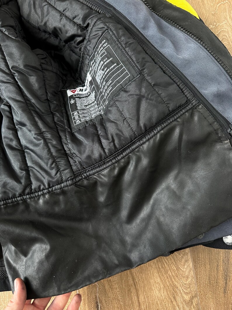 Dainese Vintage Gore Tex Armored Motorcycle Jacket Size: 46 image 12