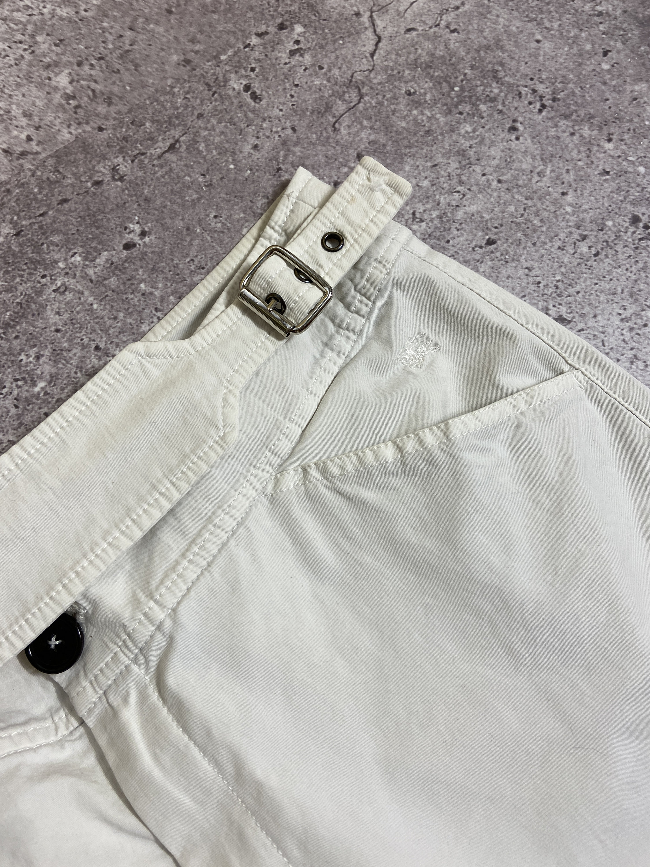 パンツ BURBERRY Women Straight Pants 8107668 C1410 WHITE Burberry womens Straight high Rise White Jeans 29 NWT | eBay