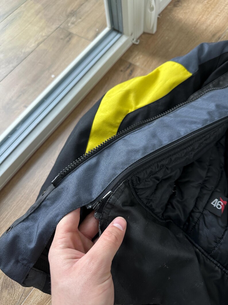Dainese Vintage Gore Tex Armored Motorcycle Jacket Size: 46 image 14