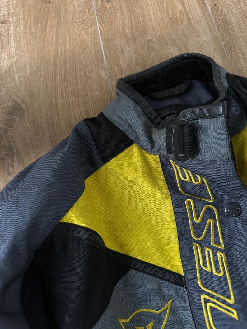 Dainese Vintage Gore Tex Armored Motorcycle Jacket Size: 46 image 5