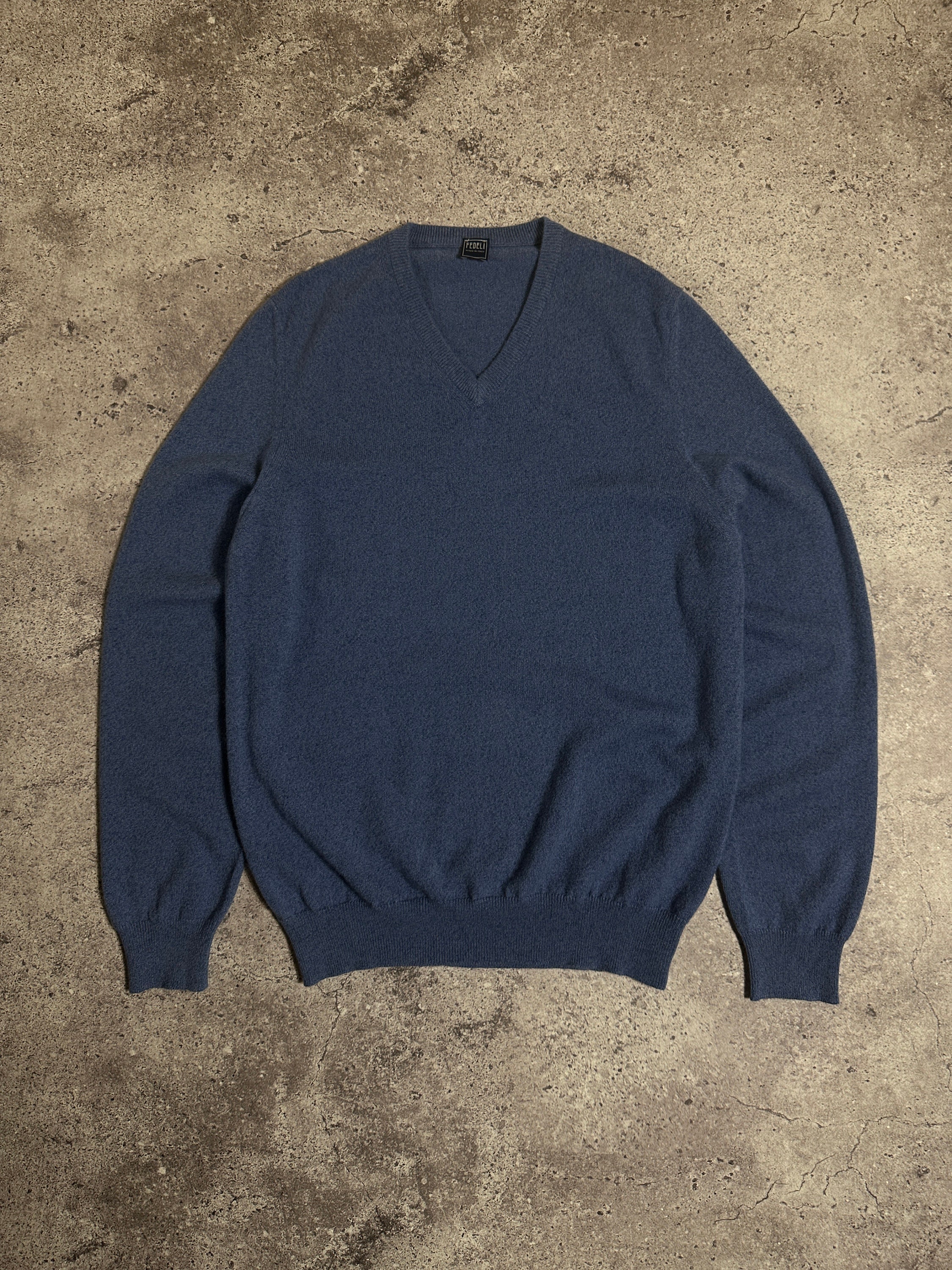 Fedeli V-Neck pullover sweater