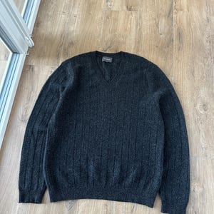 Eric Bompard men's wool Gray V-Neck Sweater Size: XL