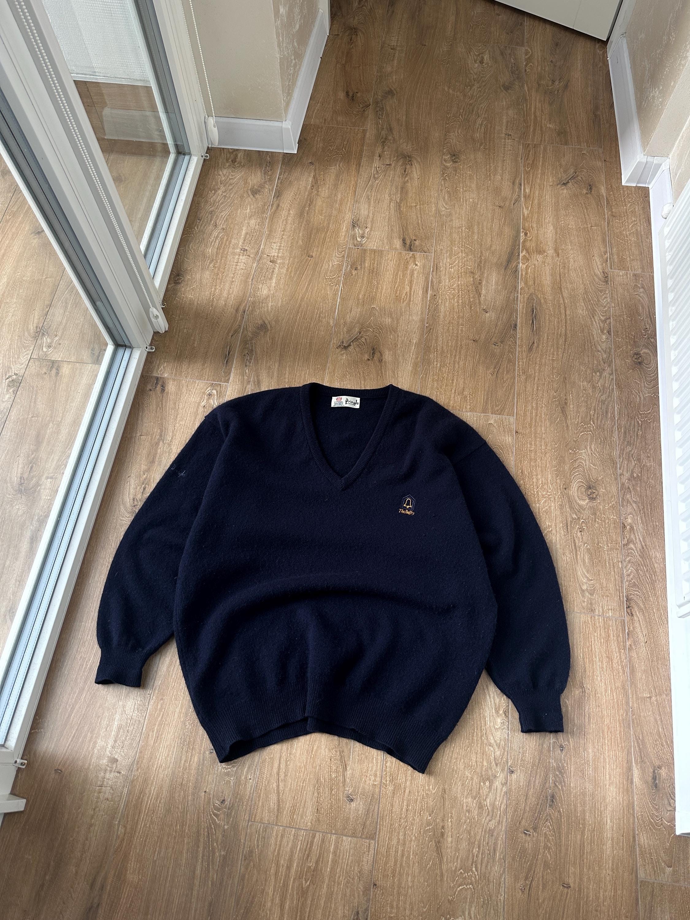 Pringle Of Scotland Wool V Neck pullover sweater Size: M
