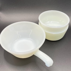 Anchor Hocking Fire-King Milk Glass Soup Bowl, Vintage Fire-King Anchor Hocking Glass, White Milk Glass, Fire King Ovenware