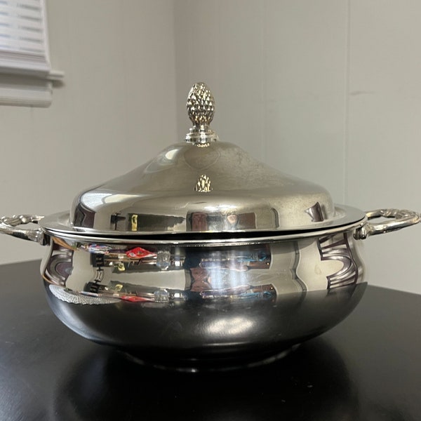 vintage English Silver Mfg. Corp. par Leonard Silver Co. Plaqué argent 2 pintes Cocotte avec couvercle, cocotte sur pied, plat argenté couvert