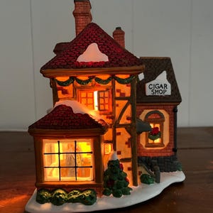 Lemax Carole Towne Kollektion 2001 Der Cigar Shop, Weihnachtsdorf-Kollektion, Carole Towne Village Display