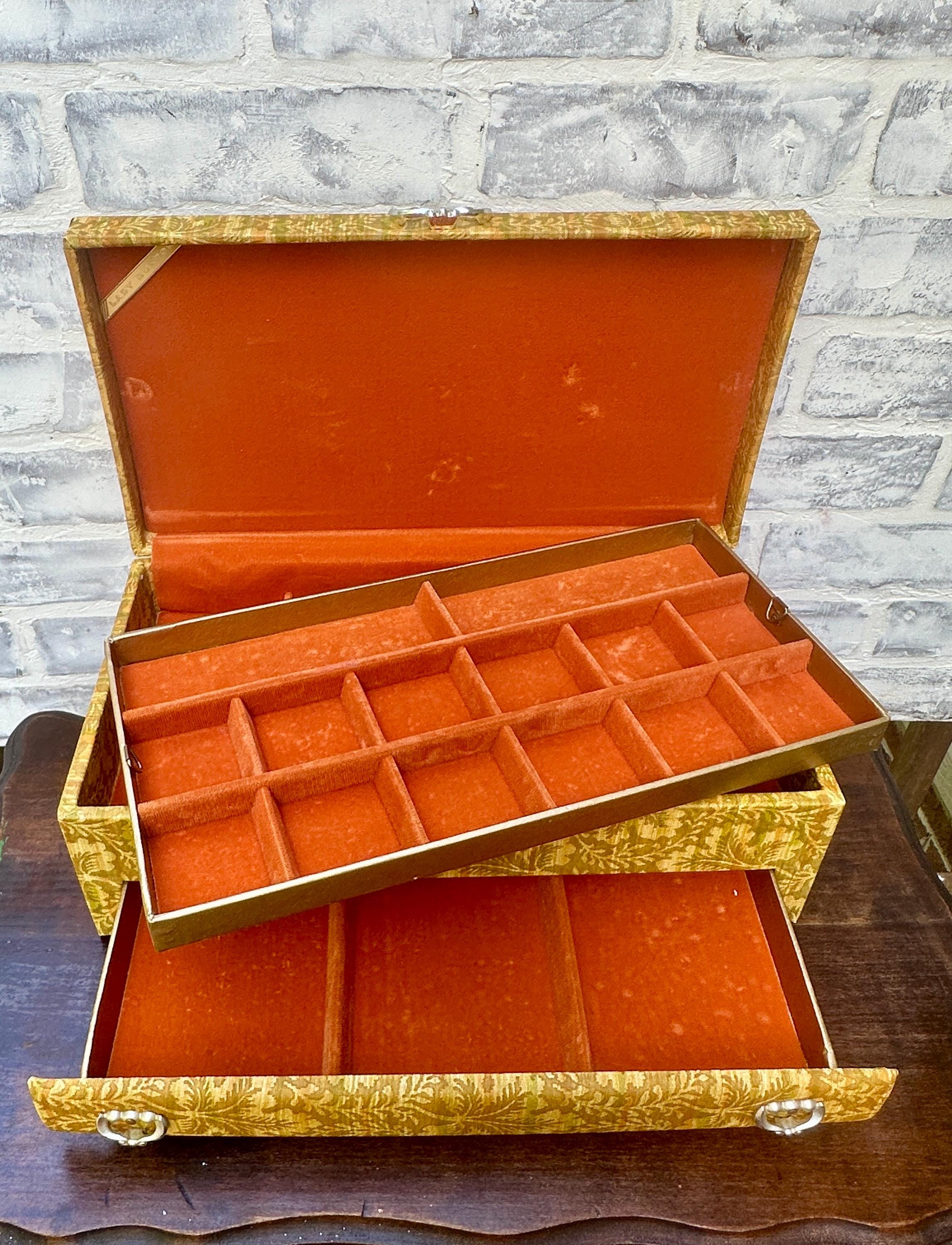 Portagioie vintage Lady Buxton; contenitore a più livelli rivestito in velluto; accessorio da toeletta; organizer per gioielli; regalo per lei; portagioie retrò