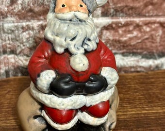 ヴィンテージ アトランティック モールド 陶器製サンタ置物、着席