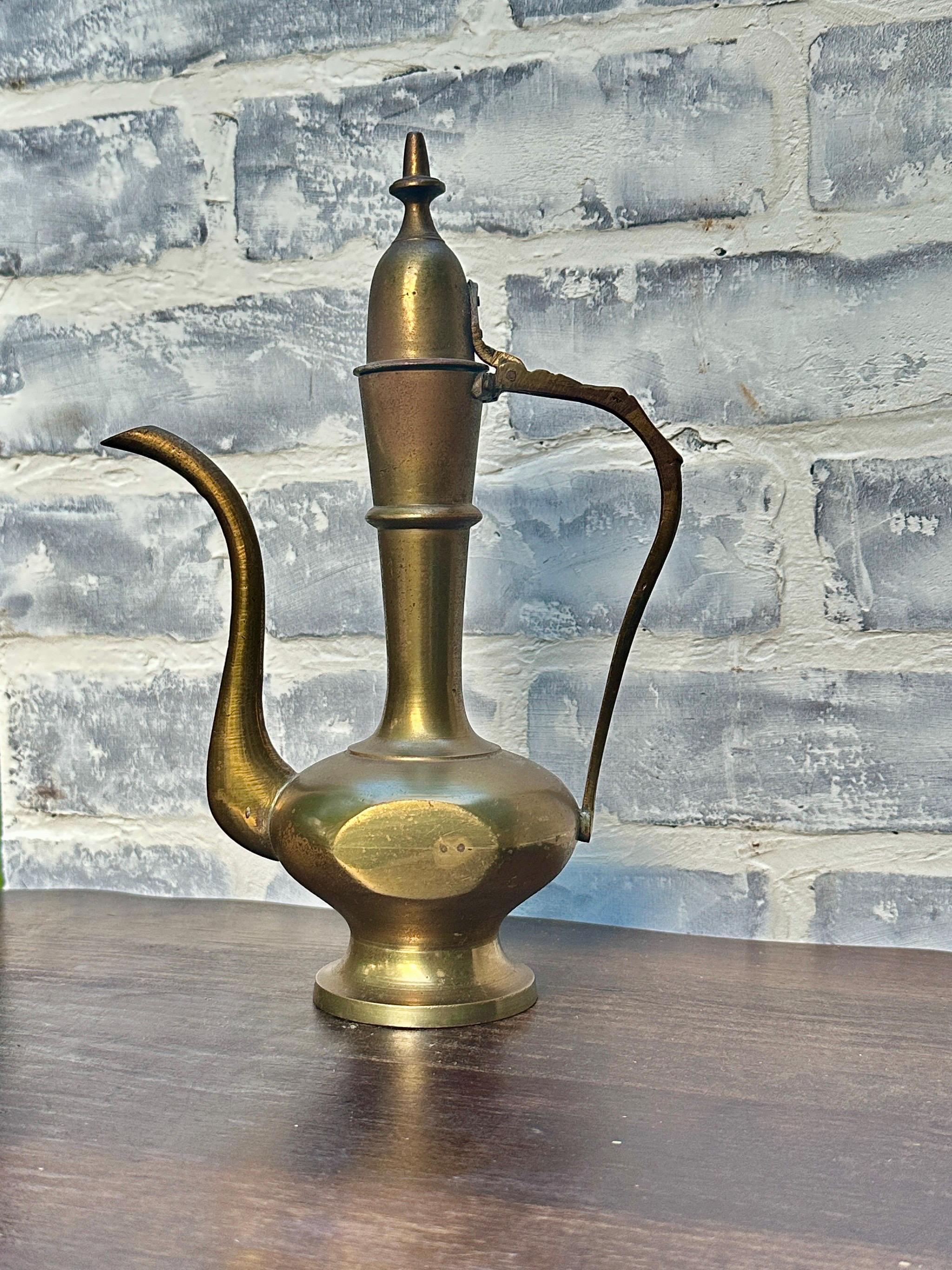 ヴィンテージ真鍮製水差し：小さな蓋付きピッチャー、インド製 - Etsy 日本