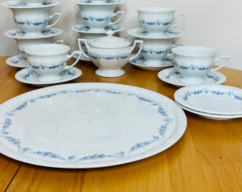 Rosenthal Classic Rose Maria Blue Belles tasses avec motifs de roses, tasse avec soucoupe, grande assiette à gâteau de 1970