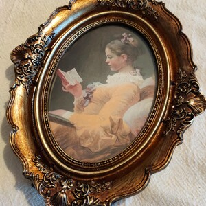 Cadre Photo Ovale En Résine - Dimensions Environ 20x15 Cm, Occasion Bon état, Fabriqué En France