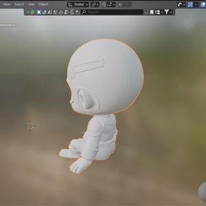 Puede incluir: Modelo 3D blanco de un personaje de dibujos animados sentado. La figura tiene una cabeza grande y redondeada con un dise&ntilde;o en forma de casco y peque&ntilde;os detalles. El personaje est&aacute; sentado con los brazos y las piernas doblados.