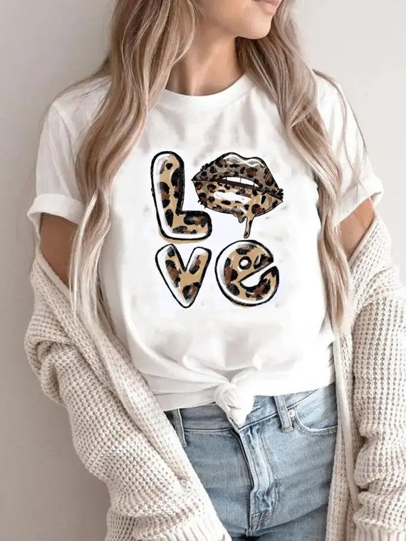 One Sise T-shirt Love Print