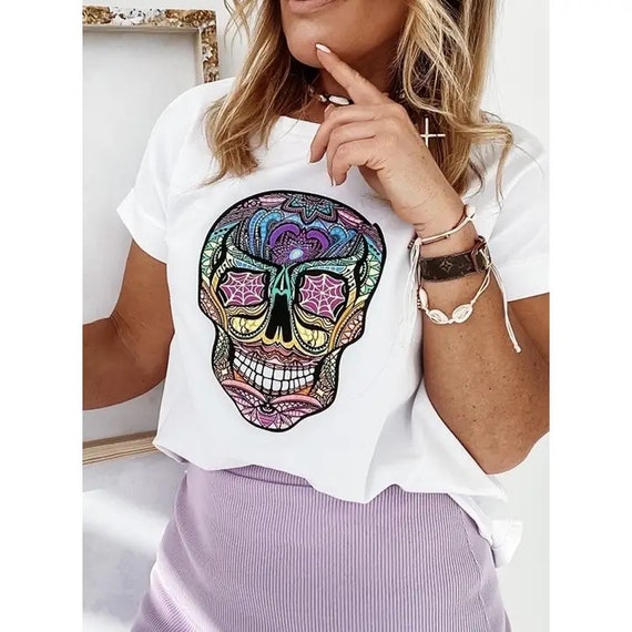 One Sise T-shirt Skull
