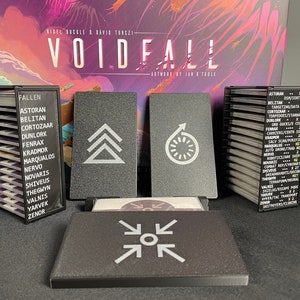 Bandejas de casa Voidfall con tapas para almacenar tarjetas de tecnología, agendas de inicio, tarjetas de casa caída y tarjetas de enfoque de casa con un panel lateral útil.