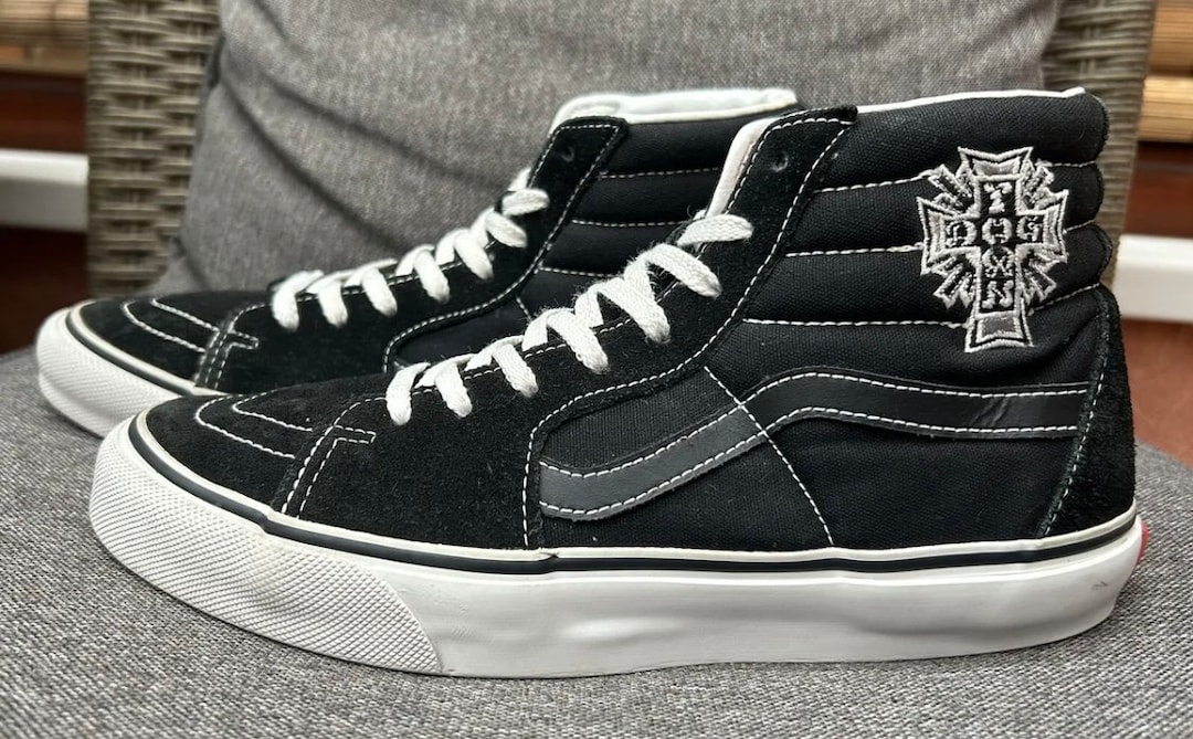 Vintage Oo's Vans X Dogtown and Z Boys Sk8-hi Trainers US7 Vintage Oo's Vans X Dogtown and Z Boys Sk8-hi Trainers US7