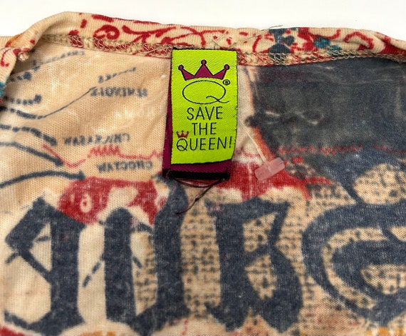 Vintage Save the Queen Printed T-shirt Size Large… - image 7