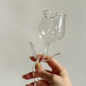 Irregular cool cocktail glass, Unique rose flower wine glass, Aesthetic clear wine glass for her birthday gift, Designer decor gift