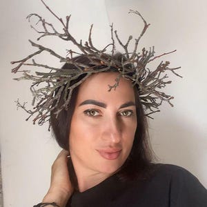 Rustic Twig Crown: Natural Woodland Headpiece for Boho Wedding