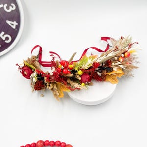 Autumn floral crown – red orange dried flower wreath with berries and fall leaves for boho wedding or folk festival
