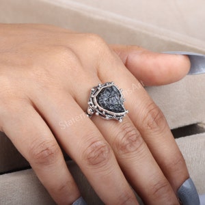 Raw Moldavite Ring 925 Sterling Silver, Czech Gemstone