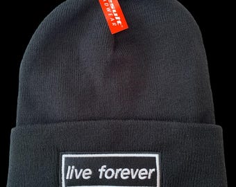 Gorro bordado inspirado en Live Forever Oasis. Música rica de Manchester, Liam, Noel. Heaton Park. Regalo de Navidad perfecto para fans de Oasis.