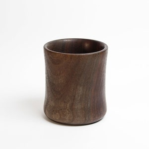 Handgefertigtes Trinkglas aus Walnussholz für Whisky, Tee, Kaffee, Bier, Milch, umweltfreundlicher Becher