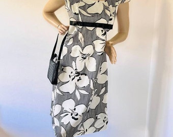 Vintage 90s Floral Midi Dress: Ukrainian White Summer Dress