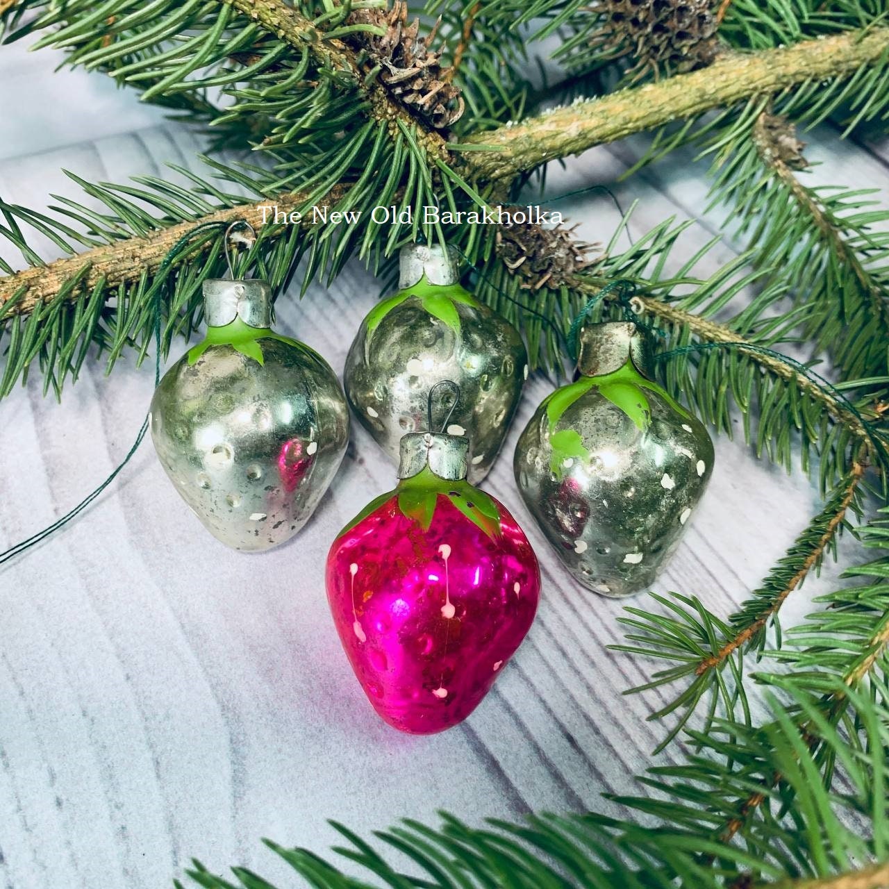 ソビエト ヴィンテージ ガラスオーナメント 4個セット クリスマス ヴィンテージ ストロベリーガラス クリスマスオーナメント 4個セット