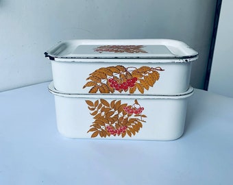 Set of 2 food containers Vintage Enamelware Container with Lid Metal Box Food Storage Food Container Refrigerator White Enamel Box with lid