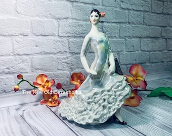 Figura de Carmen de porcelana vintage: Bailaora de flamenco española, URSS, década de 1980