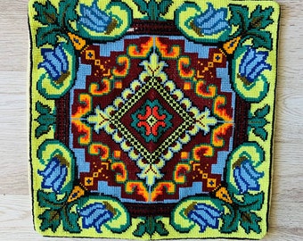 Ukrainischer Vintage Kissenbezug, bestickt, Wolle, Doppelkreuzstich, 1970er Jahre