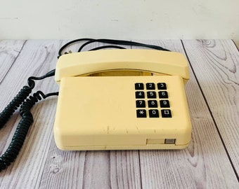 Teléfono vintage beige TELEKOM: decoración retro de línea fija