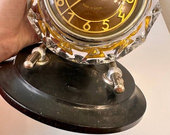 horloge mécanique en cristal MAYAK 1960-70 URSS.crystal mechanical clock