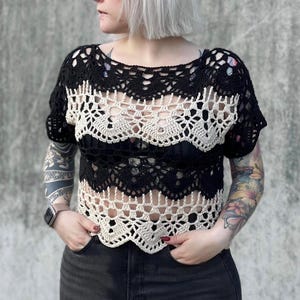 The Nayka Top/Sweater crochet pattern