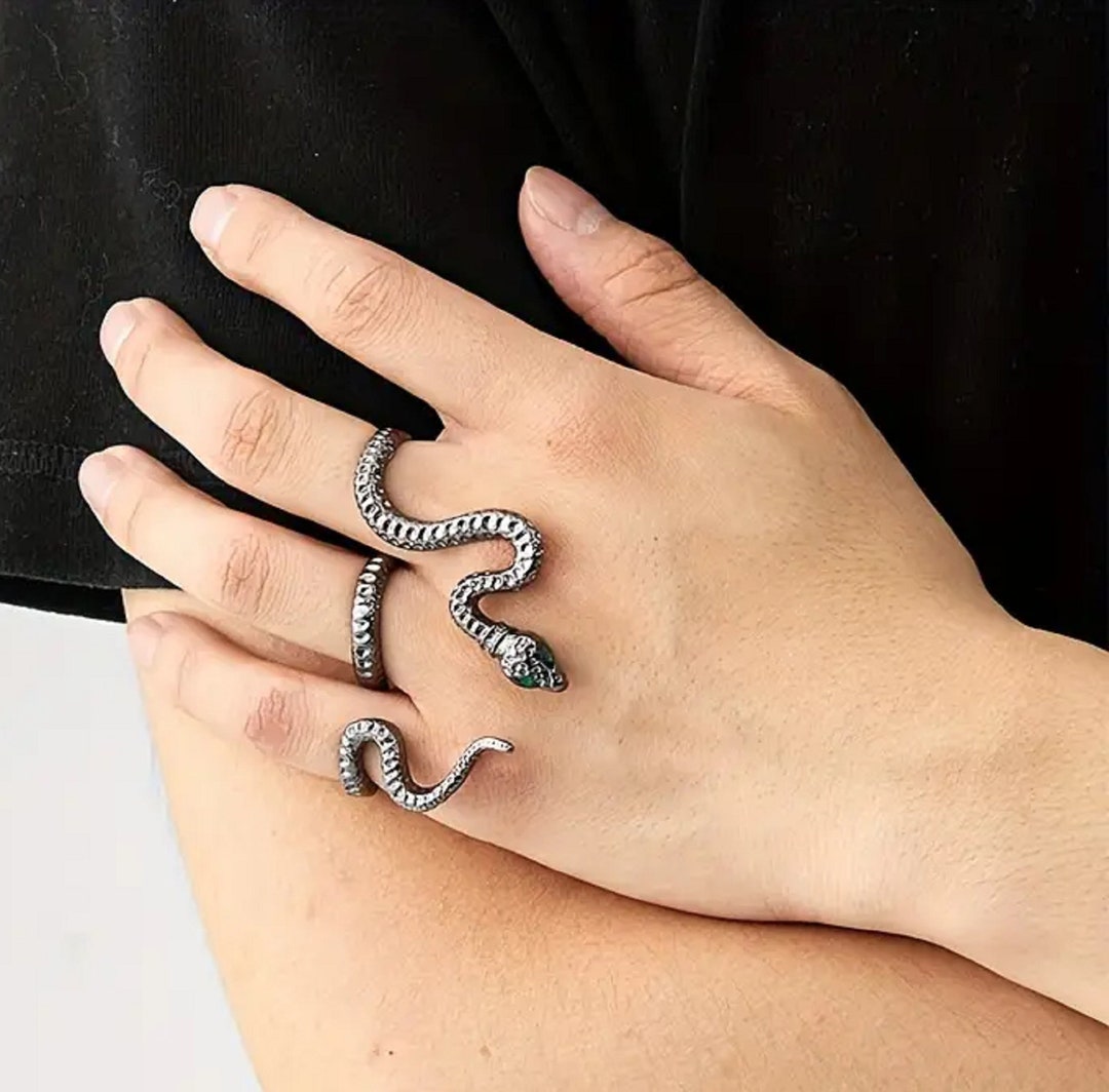 Dark 3 Finger Snake Ring With Green Eyes - Adjustable Ring