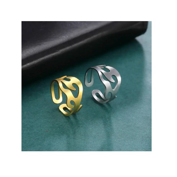 Celtic Tribal Ring - Crochet and Knitting Yarn Tensioner Guide - Sold per each - Adjustable - 2 color choices