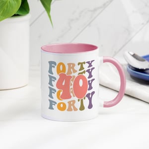 Taza personalizada de 40 cumpleaños / Taza de cumpleaños novedosa / Taza de café / Elección de colores / Regalos para menores de 10 años / Idea de regalo de cumpleaños 40