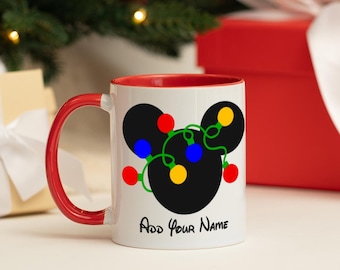 Gepersonaliseerde Mickey Mouse Kerstverlichting Nieuwigheid Kerstmok | Keuze uit beschikbare mokkleuren | Snelle verzending | Disney-cadeau
