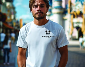 Disney Fashion T-Shirt 'Mickey & Co Est. 1928' T-shirt - ideal for your Disney 2026 trip, available in various colours.