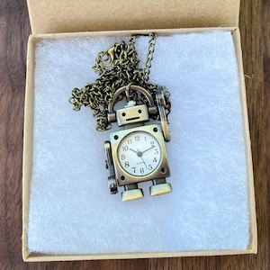 Robot Vintage dameszakhorloge: gepersonaliseerde naam geschenkdoos - hanger met kwartswijzerplaat en schattige sleutelhangerbedel voor feestjes
