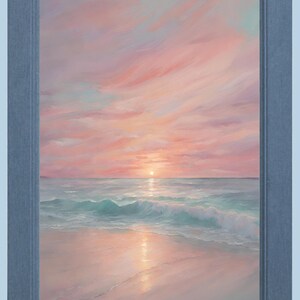 Puede incluir: Una pintura de un paisaje mar&iacute;timo con una puesta de sol rosa y naranja sobre el oc&eacute;ano. Las olas rompen en la orilla y la arena es de color rosa claro.