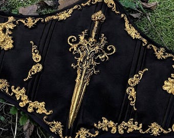 Gothic Korsett nach Maß: Unterbrust Rüstung Korsett Gürtel mit Dolch, Cosplay Vampir Outfit