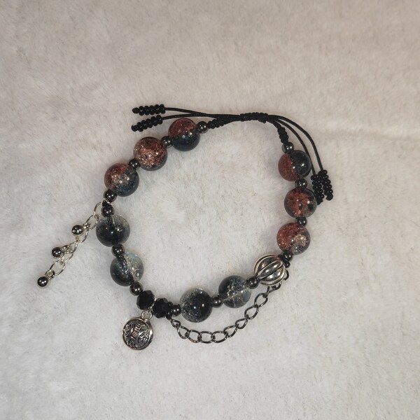 Bracelet fait main, perles en verre, chaine , bracelet breloque, bracelet artisanal