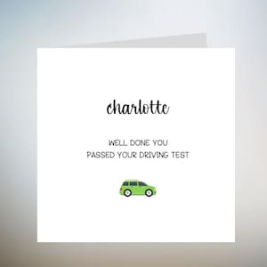 Félicitations, vous avez réussi votre carte d'examen de conduite. Voiture bleue. Carte Vous avez bien joué. Carte de visite PERSONNALISÉE. 6 x 6